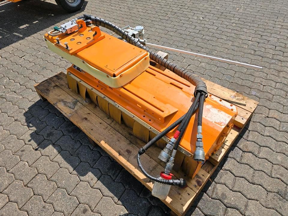 Neuwertiger Mulag TMK 1200 Tastmähkopf Randstreifenmäher Mulchkopf Mähkorb Mulcher Mähwerk für Mähausleger Böschungsmäher Böschungsmulcher FME MKM Dücker RSM DUA MFK - Desbrozadora de martillos: foto 1 Neuwertiger Mulag TMK 1200 Tastmähkopf Randstreifenmäher Mulchkopf Mähkorb Mulcher Mähwerk für Mähausleger Böschungsmäher Böschungsmulcher FME MKM Dücker RSM DUA MFK - Desbrozadora de martillos: foto 1