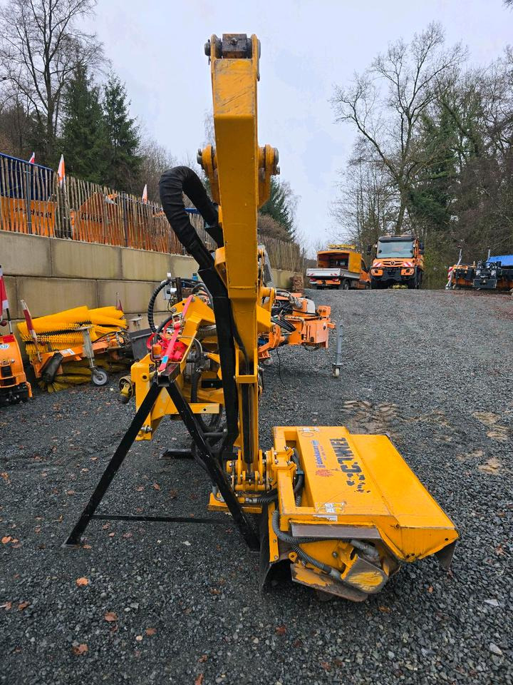 McConnel PA48 MK2 Mähausleger Mc Connel Böschungsmäher Böschungsmulcher Hangmäher für Traktor - Otros: foto 5 McConnel PA48 MK2 Mähausleger Mc Connel Böschungsmäher Böschungsmulcher Hangmäher für Traktor - Otros: foto 5