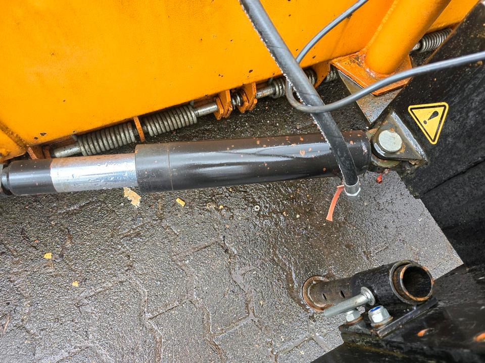 Cuchilla quitanieves Schneepflug für Schaeff U. Yanmar Radlader Schneeschild Schneeschieber Schmidt Winterdienst: foto 7 Cuchilla quitanieves Schneepflug für Schaeff U. Yanmar Radlader Schneeschild Schneeschieber Schmidt Winterdienst: foto 7