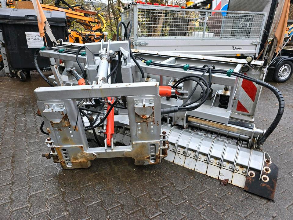 Springer SSL 2902-3 Schneepflug Schneeschild Schneeschieber Unimog 405 U300 400 500 423 427 Schmidt Beilhack Mercedes-Benz - Cuchilla quitanieves: foto 2 Springer SSL 2902-3 Schneepflug Schneeschild Schneeschieber Unimog 405 U300 400 500 423 427 Schmidt Beilhack Mercedes-Benz - Cuchilla quitanieves: foto 2