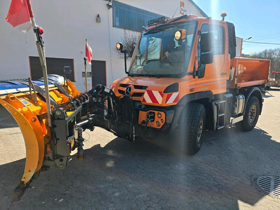 Unimog 218 U218 Mercedes-Benz 405 Schmidt Schneepflug Gmeiner Salzstreuer Yedi Winterdienst - Máquina quitanieve: foto 1 Unimog 218 U218 Mercedes-Benz 405 Schmidt Schneepflug Gmeiner Salzstreuer Yedi Winterdienst - Máquina quitanieve: foto 1