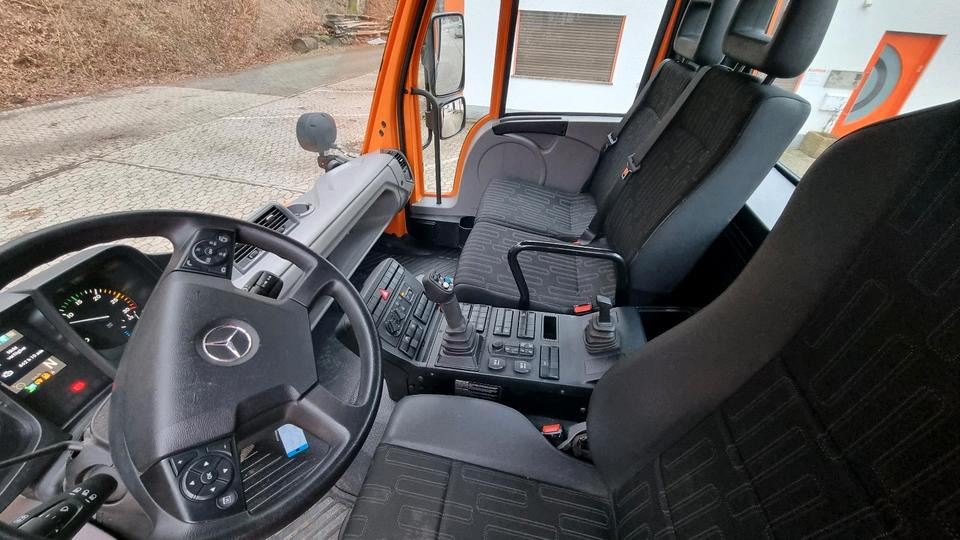 Máquina quitanieve Zu vermieten Unimog 405 U318 423 429 430 Mercedes Benz 318 527 Vermietung: foto 8