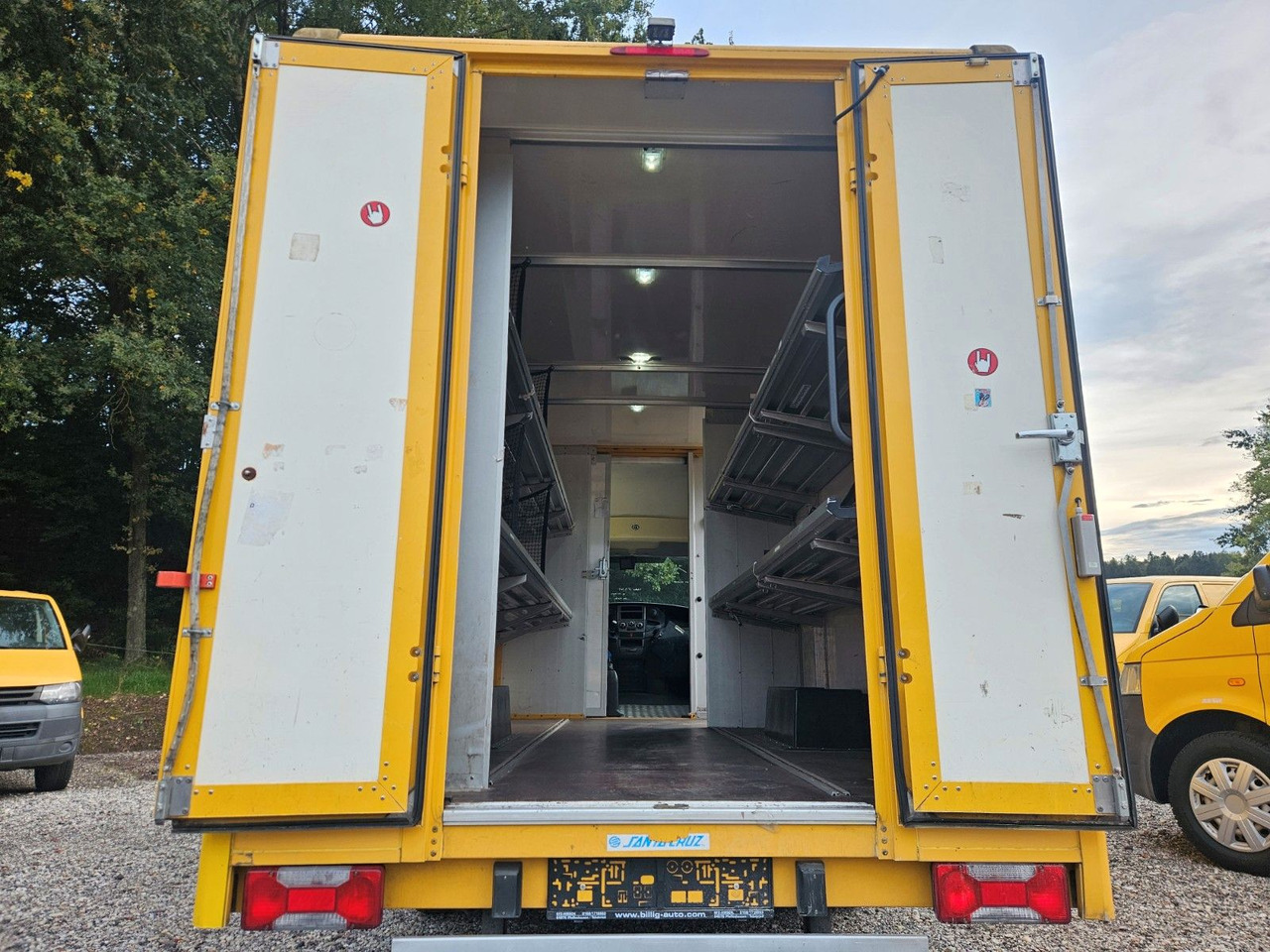 Iveco Daily EURO5 Integralkoffer Koffer Postkoffer - Furgoneta: foto 4 Iveco Daily EURO5 Integralkoffer Koffer Postkoffer - Furgoneta: foto 4