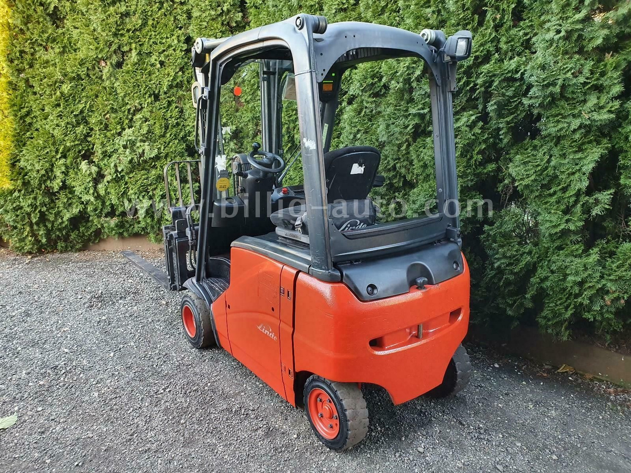 Linde E18 PH 4-Rad Seitenschieber*Zinkenverstellung* - Carretilla elevadora eléctrica: foto 4 Linde E18 PH 4-Rad Seitenschieber*Zinkenverstellung* - Carretilla elevadora eléctrica: foto 4