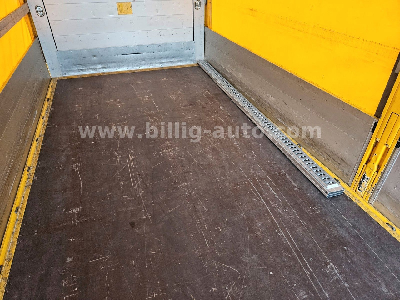 Camión caja cerrada Mercedes-Benz Atego 1327 L * BREMS/SPUR-ASS*DIFF.*LBW*AHK*7.2m: foto 17