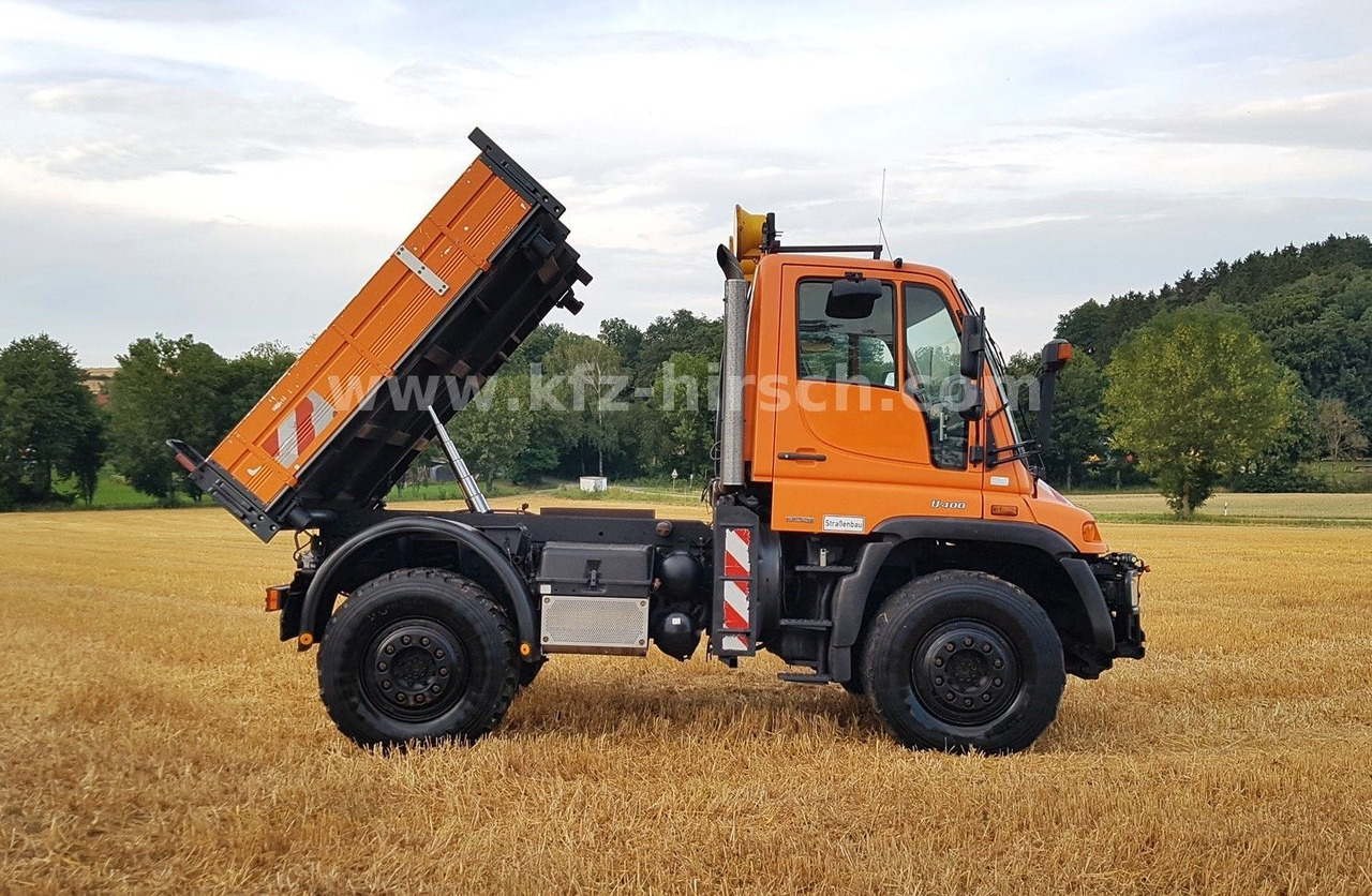 Unimog U400 405/12*HYDROSTAT*VARIOPILOT*Euro4*Kipper - Volquete camión: foto 2 Unimog U400 405/12*HYDROSTAT*VARIOPILOT*Euro4*Kipper - Volquete camión: foto 2