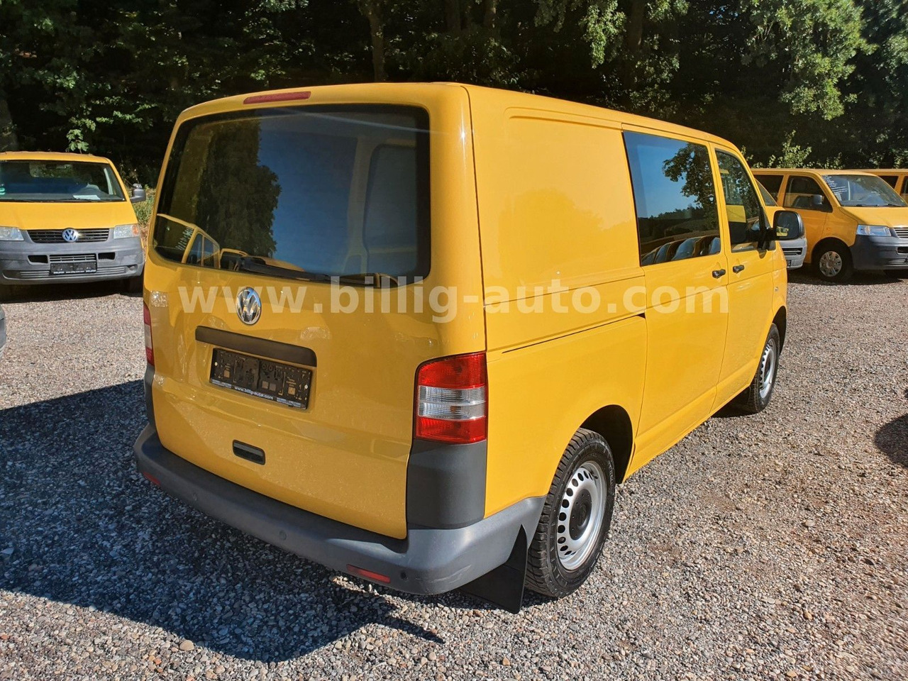 Volkswagen T5 Transporter 2.0TDI EU5*2xSchiebetüre*1.Hand* - Coche: foto 5 Volkswagen T5 Transporter 2.0TDI EU5*2xSchiebetüre*1.Hand* - Coche: foto 5