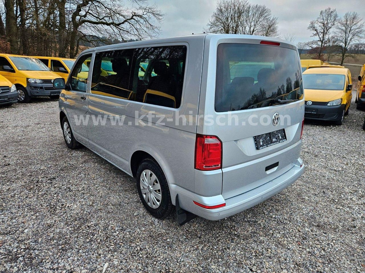 Volkswagen T6 Multivan Trendline 1.Hd Scheckheft *Motor ern - Furgoneta de pasajeros: foto 5 Volkswagen T6 Multivan Trendline 1.Hd Scheckheft *Motor ern - Furgoneta de pasajeros: foto 5