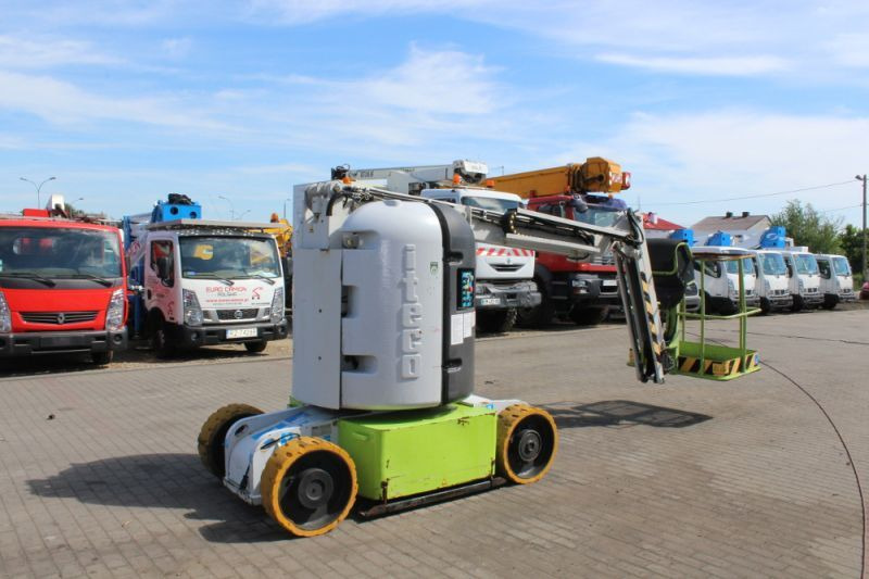 Podnośnik Koszowy Samojezdny Elektryczny 11,3 m Iteco IT92S - Plataforma articulada: foto 3 Podnośnik Koszowy Samojezdny Elektryczny 11,3 m Iteco IT92S - Plataforma articulada: foto 3