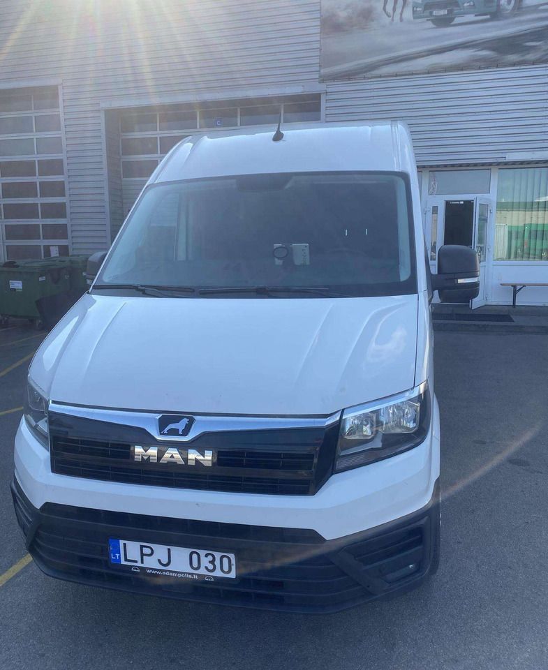 MAN TGE - Furgoneta combi: foto 1 MAN TGE - Furgoneta combi: foto 1
