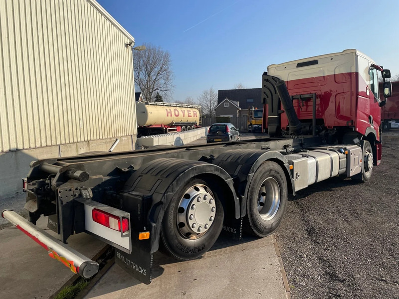 Renault T / 6x2 VOLLEDIG LUCHTGEVEERD / ALU VELGEN / HANDGESCHAKELD / LOW KM / ALU KIPPER 22.5 M3 - Volquete camión: foto 4 Renault T / 6x2 VOLLEDIG LUCHTGEVEERD / ALU VELGEN / HANDGESCHAKELD / LOW KM / ALU KIPPER 22.5 M3 - Volquete camión: foto 4