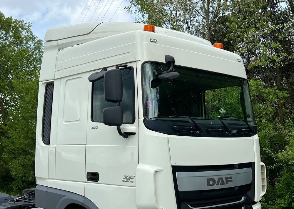 DAF *DAF XF 106 410 Euro 6 * Sprowadzony * Klima Retarder * Bardzo Dobry Stan * Ciągnik Siodłowy - Cabeza tractora: foto 4 DAF *DAF XF 106 410 Euro 6 * Sprowadzony * Klima Retarder * Bardzo Dobry Stan * Ciągnik Siodłowy - Cabeza tractora: foto 4