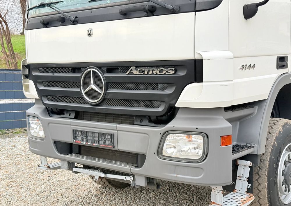 Mercedes-Benz * Mercedes 8x6 Actros 4144 * HDS Palfinger 150002 + FLY JIB PJ 170 * Dźwig * 40 TON * Wyciągarka * 35 Metrów * Kosz * - Camión: foto 3 Mercedes-Benz * Mercedes 8x6 Actros 4144 * HDS Palfinger 150002 + FLY JIB PJ 170 * Dźwig * 40 TON * Wyciągarka * 35 Metrów * Kosz * - Camión: foto 3