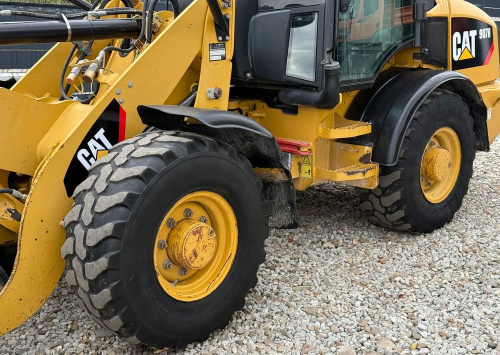 Caterpillar * CAT 907 H * Ładowarka * Sprowadzona * Bardzo Dobry Stan - Cargadora de ruedas: foto 3 Caterpillar * CAT 907 H * Ładowarka * Sprowadzona * Bardzo Dobry Stan - Cargadora de ruedas: foto 3