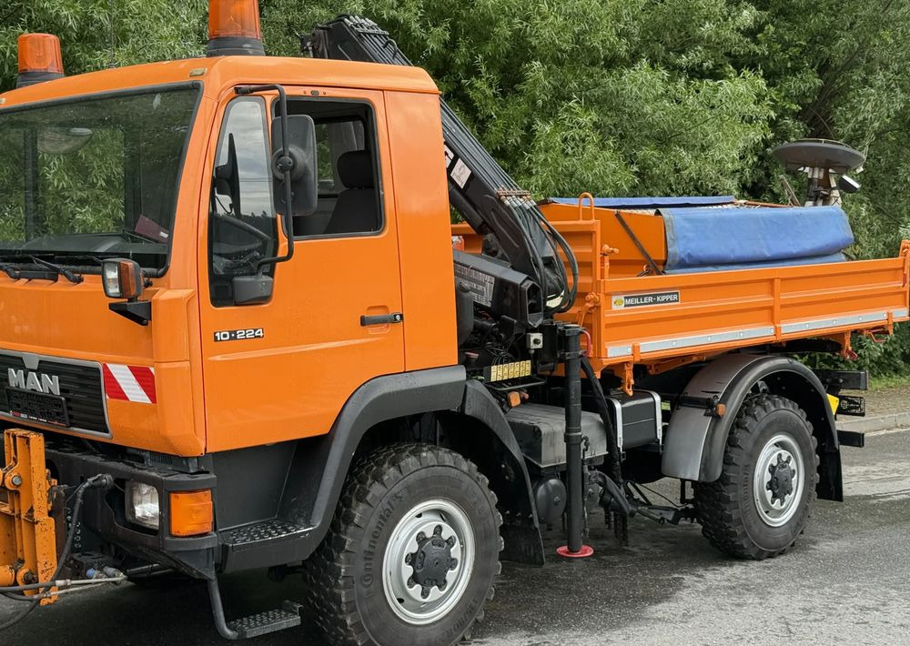 MAN * MAN LE 10.220 *Kiper Wywrotka * 4x4 * Pług Piaskarka * Zimowe Utrzymanie * Sprowadzony * HDS MKG * - Volquete camión: foto 3 MAN * MAN LE 10.220 *Kiper Wywrotka * 4x4 * Pług Piaskarka * Zimowe Utrzymanie * Sprowadzony * HDS MKG * - Volquete camión: foto 3