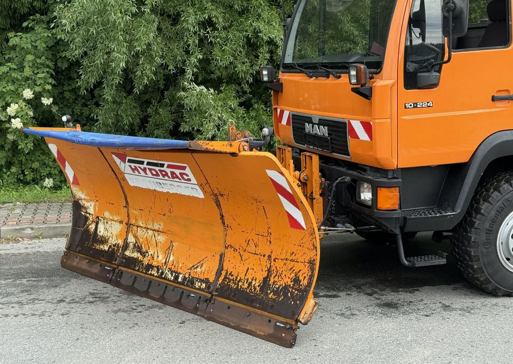 MAN * MAN LE 10.220 *Kiper Wywrotka * 4x4 * Pług Piaskarka * Zimowe Utrzymanie * Sprowadzony * HDS MKG * - Volquete camión: foto 5 MAN * MAN LE 10.220 *Kiper Wywrotka * 4x4 * Pług Piaskarka * Zimowe Utrzymanie * Sprowadzony * HDS MKG * - Volquete camión: foto 5