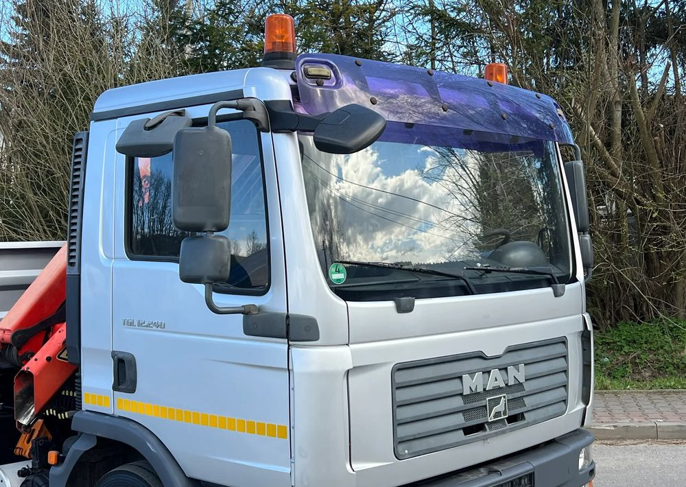 MAN MAN TGL 12-240 Kiper Wywrotka 4x2 Kran PALFINGER PK 12500 BARDZO DOBRY STAN - Volquete camión: foto 5 MAN MAN TGL 12-240 Kiper Wywrotka 4x2 Kran PALFINGER PK 12500 BARDZO DOBRY STAN - Volquete camión: foto 5