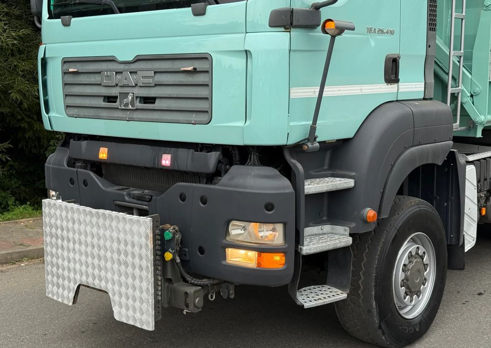 MAN * TGA 26.410 MAN * Kiper / Wywrotka * 6x6 * Sprowadzona * Bordmatik x2 * Bardzo Dobry Stan - Volquete camión: foto 4 MAN * TGA 26.410 MAN * Kiper / Wywrotka * 6x6 * Sprowadzona * Bordmatik x2 * Bardzo Dobry Stan - Volquete camión: foto 4