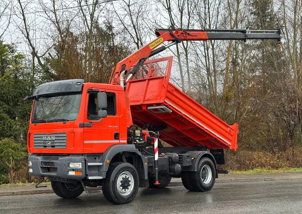 MAN * TGM 18-280 MAN 4x4 HDS Palfinger PK10500 * Kiper Wywrotka * Bardzo Dobry Stan - Volquete camión: foto 1 MAN * TGM 18-280 MAN 4x4 HDS Palfinger PK10500 * Kiper Wywrotka * Bardzo Dobry Stan - Volquete camión: foto 1