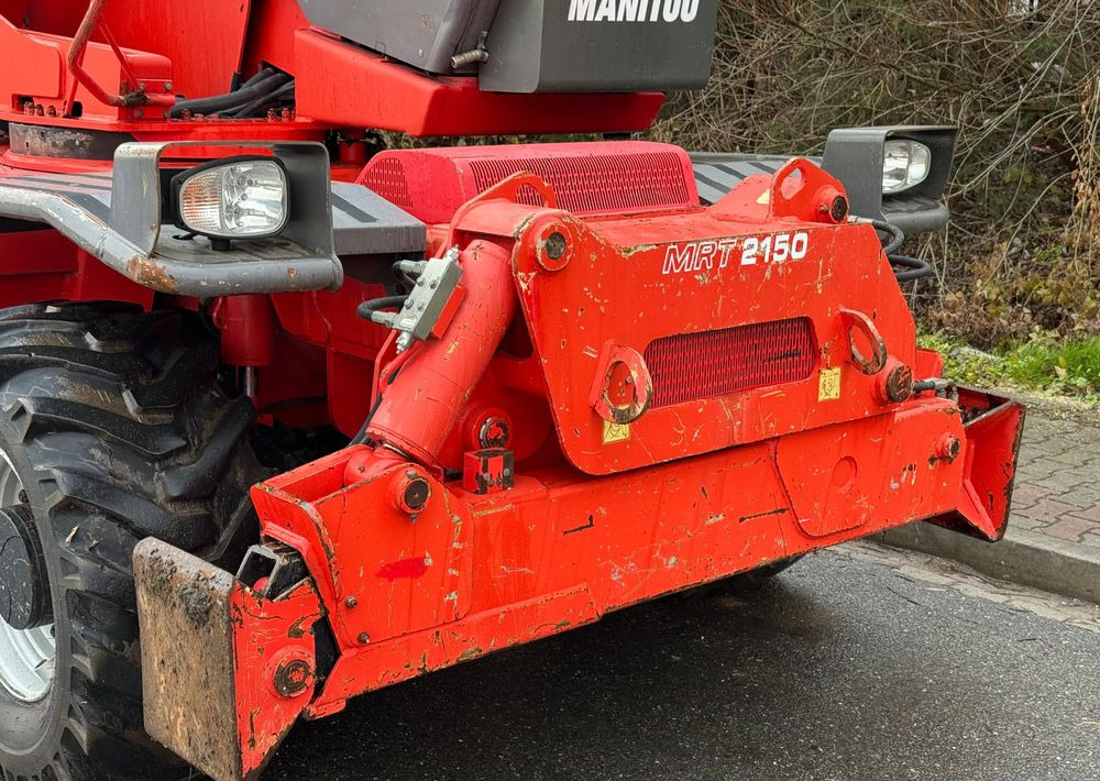 Manitou ŁADOWARKA TELESKOPOWA MANITOU MRT 2150 STAN IDEALNY - Manipulador telescópico: foto 4 Manitou ŁADOWARKA TELESKOPOWA MANITOU MRT 2150 STAN IDEALNY - Manipulador telescópico: foto 4