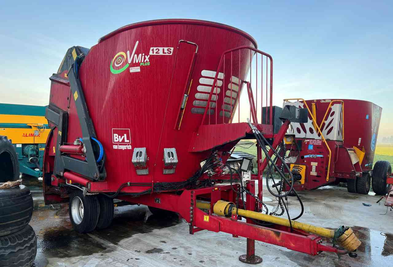 BVL V-Mix 12 LS Voermengwagen Voermachines - Desensiladora: foto 1 BVL V-Mix 12 LS Voermengwagen Voermachines - Desensiladora: foto 1