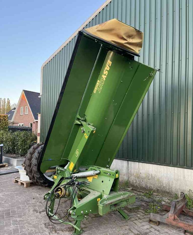 Krone EasyCut R320CV schijvenmaaier weidebouwmachines - Segadora: foto 1 Krone EasyCut R320CV schijvenmaaier weidebouwmachines - Segadora: foto 1