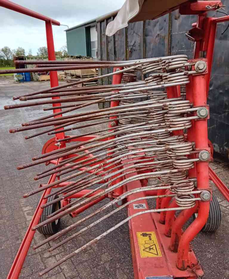 Kuhn GA4101GM zwadhark *Verkocht/sold* - Henificadora: foto 4 Kuhn GA4101GM zwadhark *Verkocht/sold* - Henificadora: foto 4