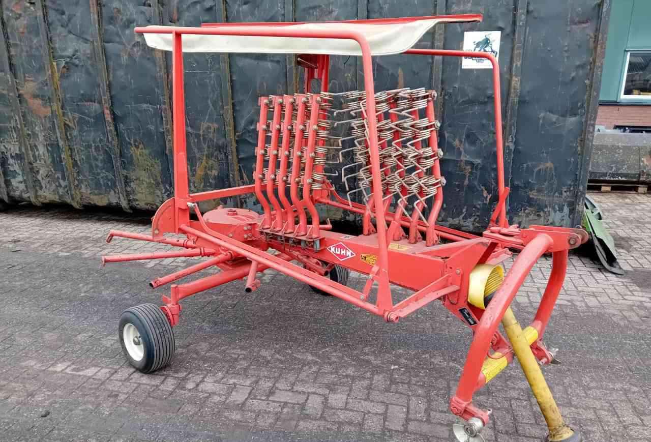 Kuhn GA4101GM zwadhark *Verkocht/sold* - Henificadora: foto 1 Kuhn GA4101GM zwadhark *Verkocht/sold* - Henificadora: foto 1