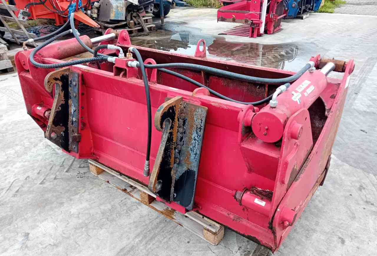 Redrock Allround 85-200 kuilhapper Volvo L30 aansl. voermachines - Equipo para silos: foto 3 Redrock Allround 85-200 kuilhapper Volvo L30 aansl. voermachines - Equipo para silos: foto 3