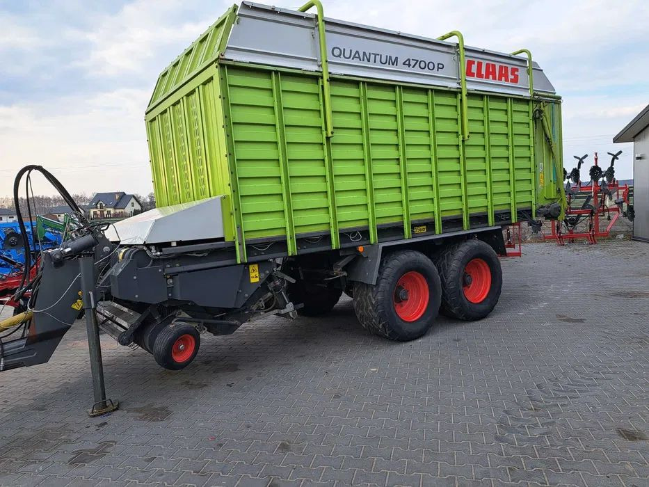 Claas Qantum 4700 P przyczepa samozbierająca - Remolque autocargador: foto 1 Claas Qantum 4700 P przyczepa samozbierająca - Remolque autocargador: foto 1