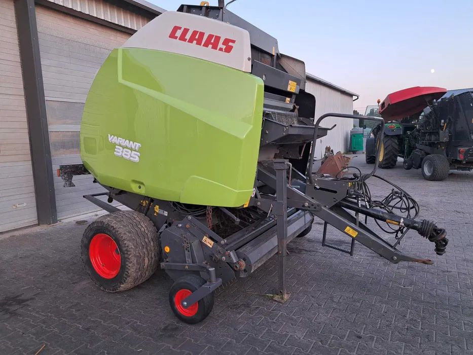 Claas Variant 385 Roto Cut - Rotoempacadora: foto 1 Claas Variant 385 Roto Cut - Rotoempacadora: foto 1