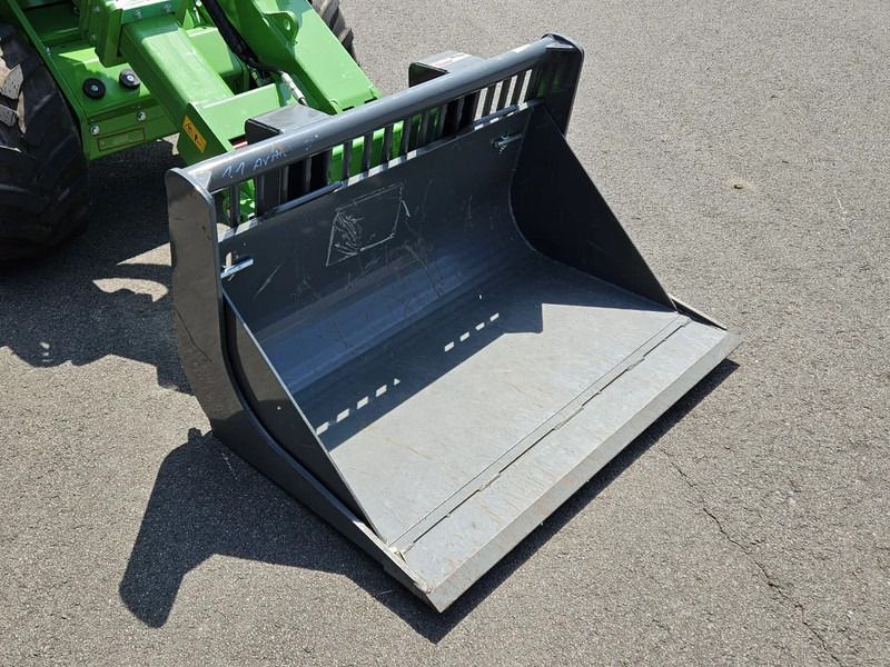 Avant Puinbak met inlegvel 109cm - Implemento para Maquinaria agrícola: foto 1 Avant Puinbak met inlegvel 109cm - Implemento para Maquinaria agrícola: foto 1