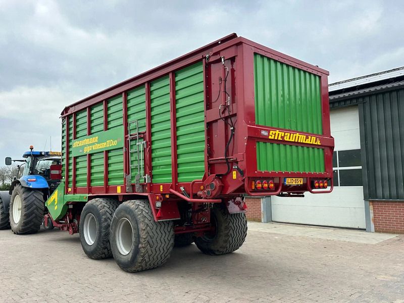 Strautmann GIGA VITESSE 3 DUO PLUS Giga Vitesse 3 Duo plus - Remolque autocargador: foto 4 Strautmann GIGA VITESSE 3 DUO PLUS Giga Vitesse 3 Duo plus - Remolque autocargador: foto 4