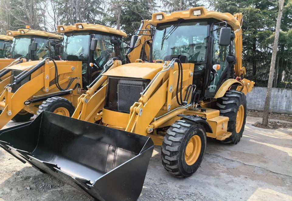 NEW MAXUS 3CX Backhoe Loader Only 150,000 PLN 2025 Model | НОВИЙ MAXUS 3CX Екскаватор-навантажувач Тільки 150,000 грн Модель 2025 рік - Retroexcavadora: foto 4 NEW MAXUS 3CX Backhoe Loader Only 150,000 PLN 2025 Model | НОВИЙ MAXUS 3CX Екскаватор-навантажувач Тільки 150,000 грн Модель 2025 рік - Retroexcavadora: foto 4