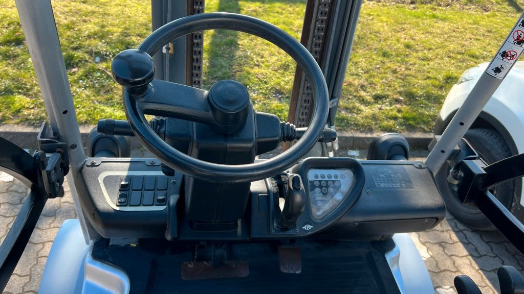 Still RC 40-30 - Carretilla elevadora diésel: foto 5 Still RC 40-30 - Carretilla elevadora diésel: foto 5