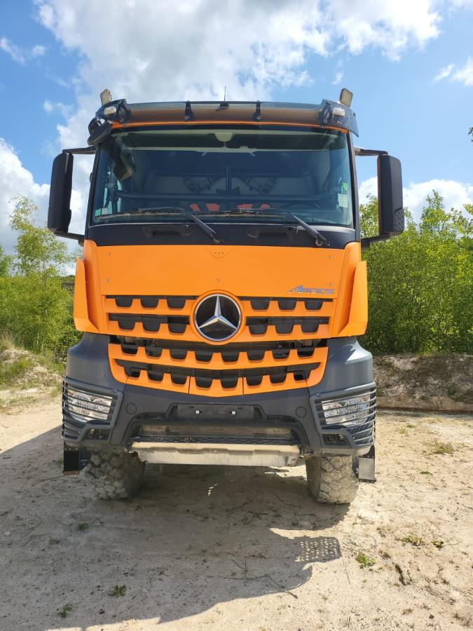 Mercedes Arocs - Volquete camión: foto 3 Mercedes Arocs - Volquete camión: foto 3