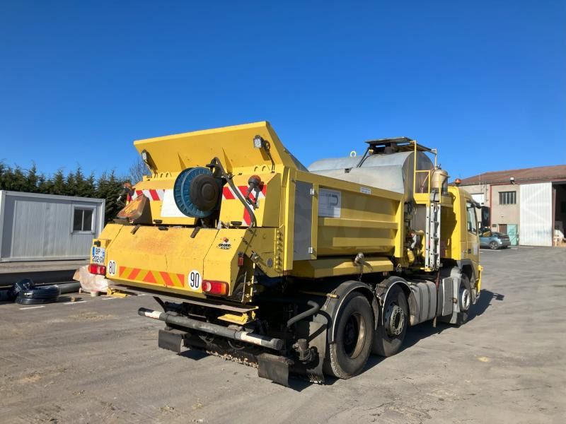 Volvo FM 370 - Cisterna camión: foto 3 Volvo FM 370 - Cisterna camión: foto 3