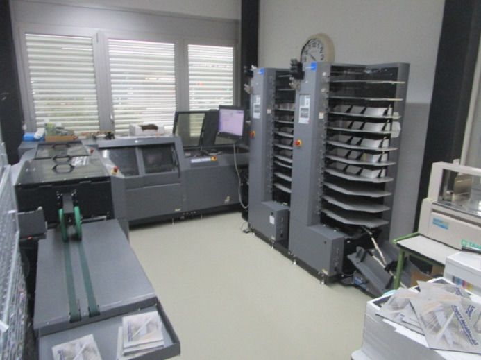 BOOKLET MAKER DUPLO MIT MITTELSCHNITT - Máquina de impresión: foto 1 BOOKLET MAKER DUPLO MIT MITTELSCHNITT - Máquina de impresión: foto 1