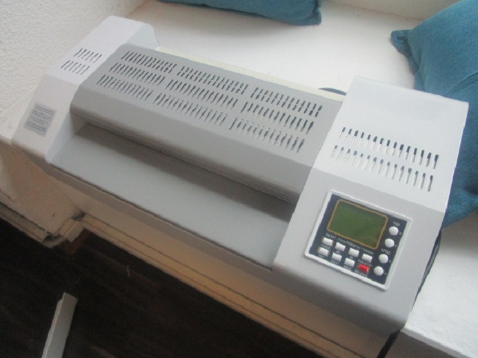 LAMINATOR SKY-335R6 - Máquina de impresión: foto 1 LAMINATOR SKY-335R6 - Máquina de impresión: foto 1