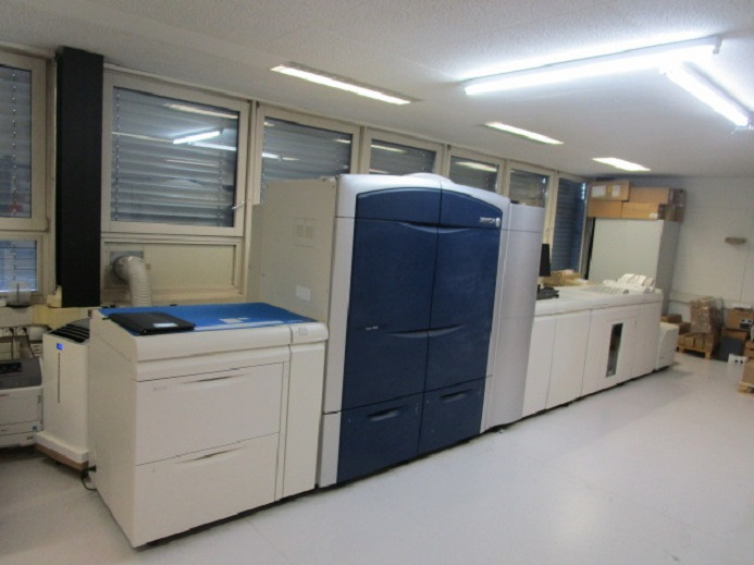 XEROX COLORPRESS 1000 / Colour 1000 mit Freeflow Printserver und Clear Toner - Máquina de impresión: foto 1 XEROX COLORPRESS 1000 / Colour 1000 mit Freeflow Printserver und Clear Toner - Máquina de impresión: foto 1