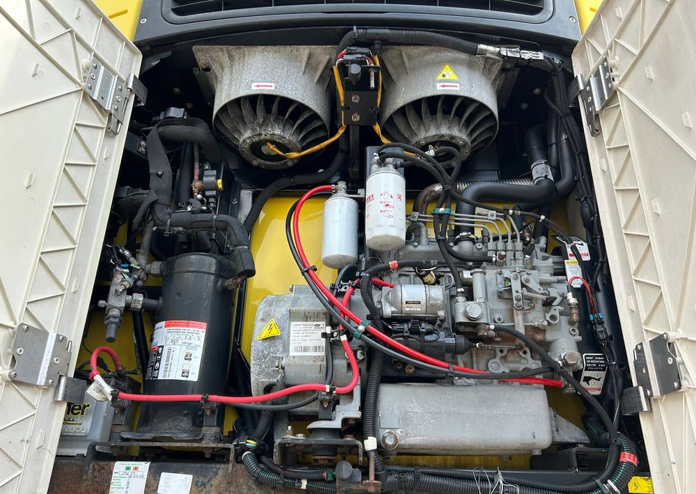 Leasing financiero de  Krone CARRIER VECTOR 1550 / 2 OSIE / 22 PALETY / OŚ SKRĘTNA / WINDA + ROLETA !! leasing Krone CARRIER VECTOR 1550 / 2 OSIE / 22 PALETY / OŚ SKRĘTNA / WINDA + ROLETA !!: foto 12