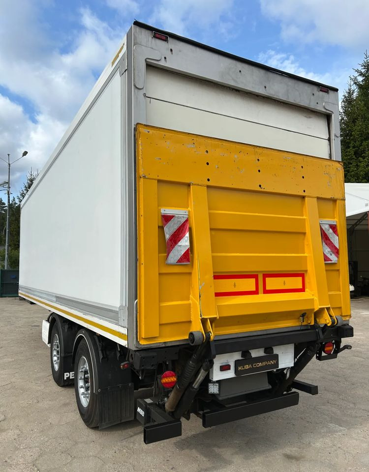 Leasing financiero de  Krone CARRIER VECTOR 1550 / 2 OSIE / 22 PALETY / OŚ SKRĘTNA / WINDA + ROLETA !! leasing Krone CARRIER VECTOR 1550 / 2 OSIE / 22 PALETY / OŚ SKRĘTNA / WINDA + ROLETA !!: foto 7