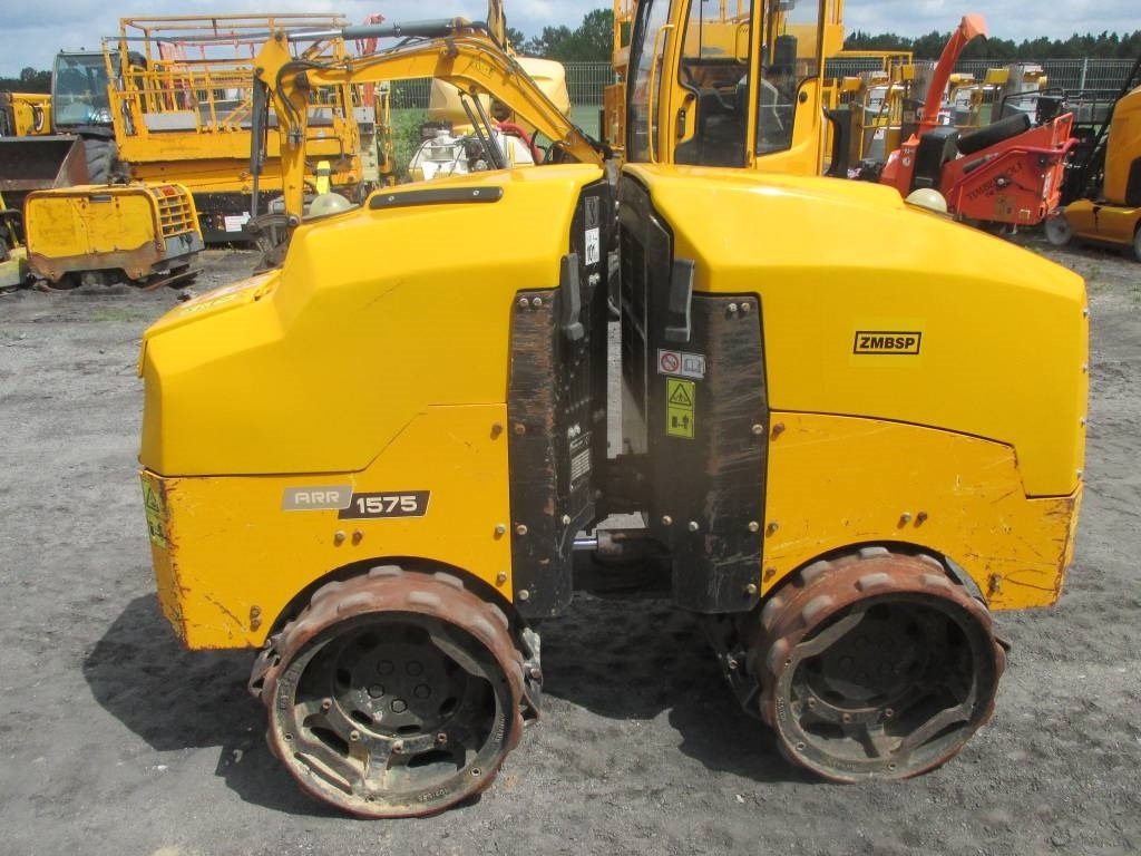 Ammann ARR 1575 - Apisonadora de asfalto: foto 1 Ammann ARR 1575 - Apisonadora de asfalto: foto 1