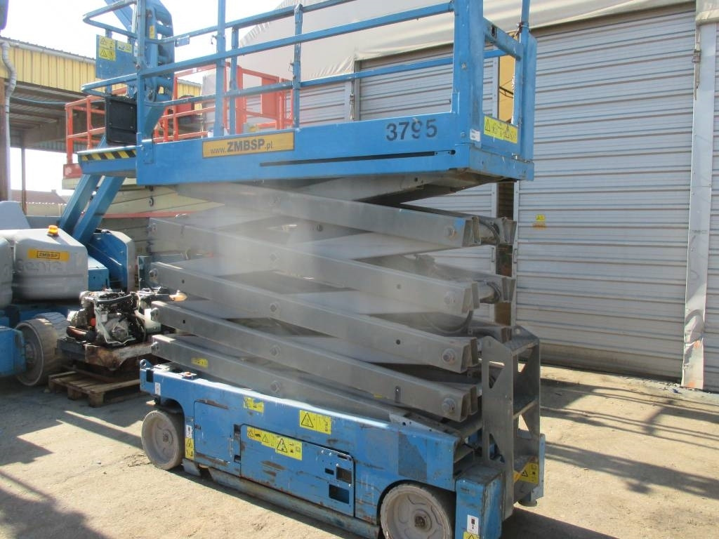 Genie GS 3232 - Plataforma de tijeras: foto 3 Genie GS 3232 - Plataforma de tijeras: foto 3