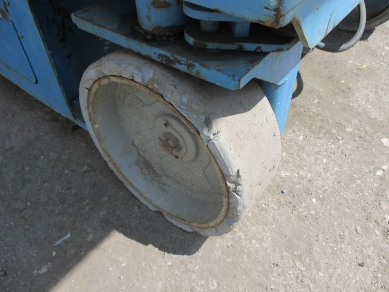 Plataforma de tijeras Genie GS 3246: foto 11 Plataforma de tijeras Genie GS 3246: foto 11