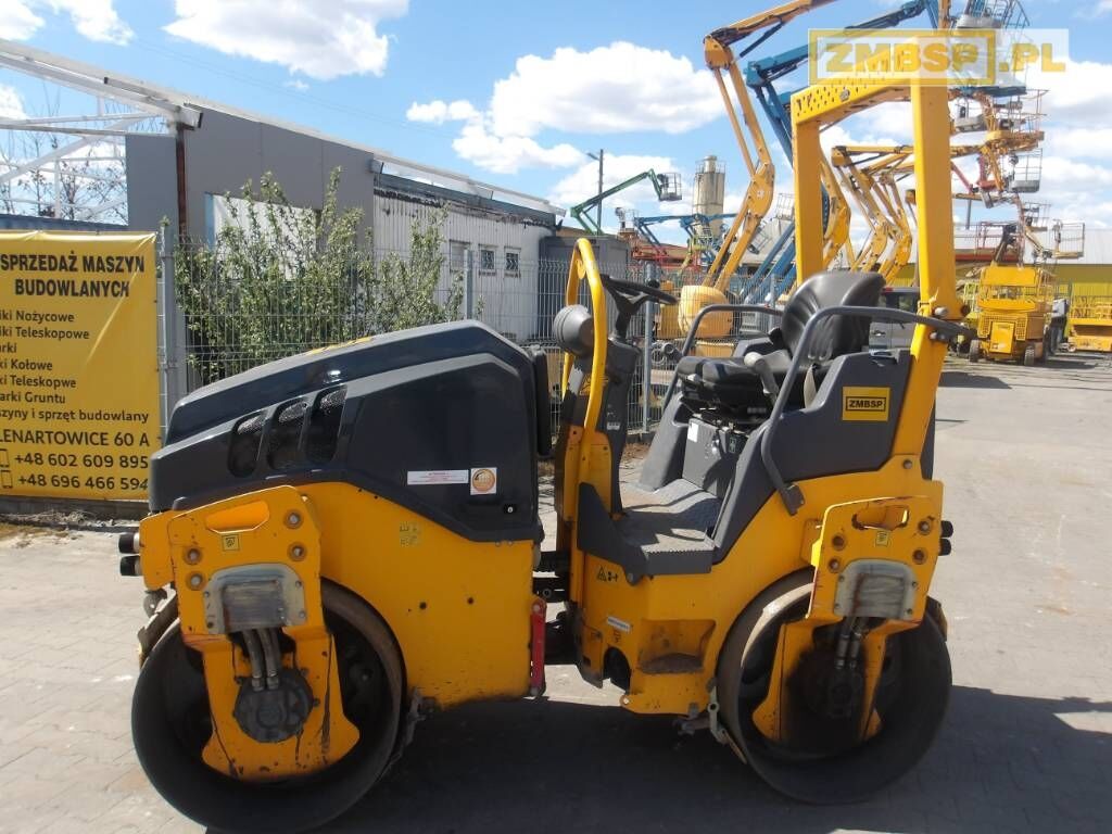Hamm HD 12 VV - Apisonadora de asfalto: foto 1 Hamm HD 12 VV - Apisonadora de asfalto: foto 1