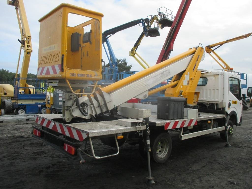 Multitel MT 202 - Camión con plataforma elevadora: foto 3 Multitel MT 202 - Camión con plataforma elevadora: foto 3