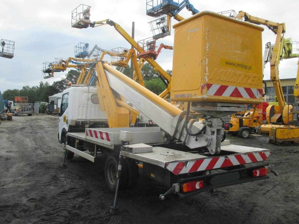 Multitel MT 202 - Camión con plataforma elevadora: foto 5 Multitel MT 202 - Camión con plataforma elevadora: foto 5