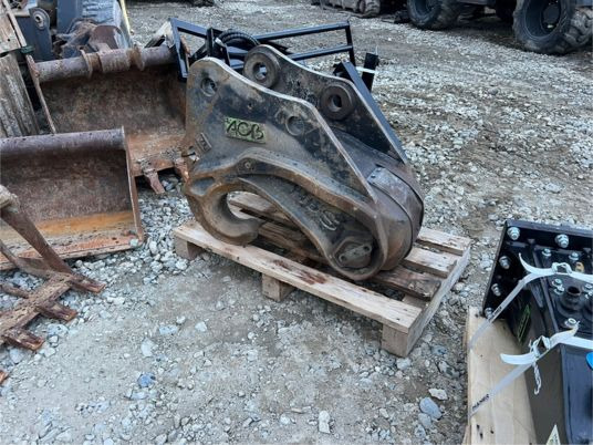 Attache rapide hydraulique Morin M6 - Acoplamiento rápido: foto 2 Attache rapide hydraulique Morin M6 - Acoplamiento rápido: foto 2