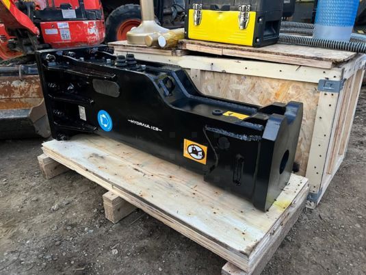 BRH pour minipelle de 4T à 7T - Martillo hidráulico: foto 2 BRH pour minipelle de 4T à 7T - Martillo hidráulico: foto 2